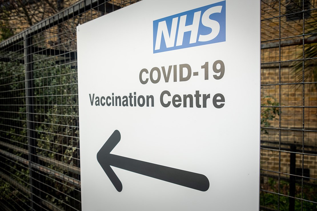 Header image for the current page Procurement and contracting support for the COVID-19 vaccination campaign